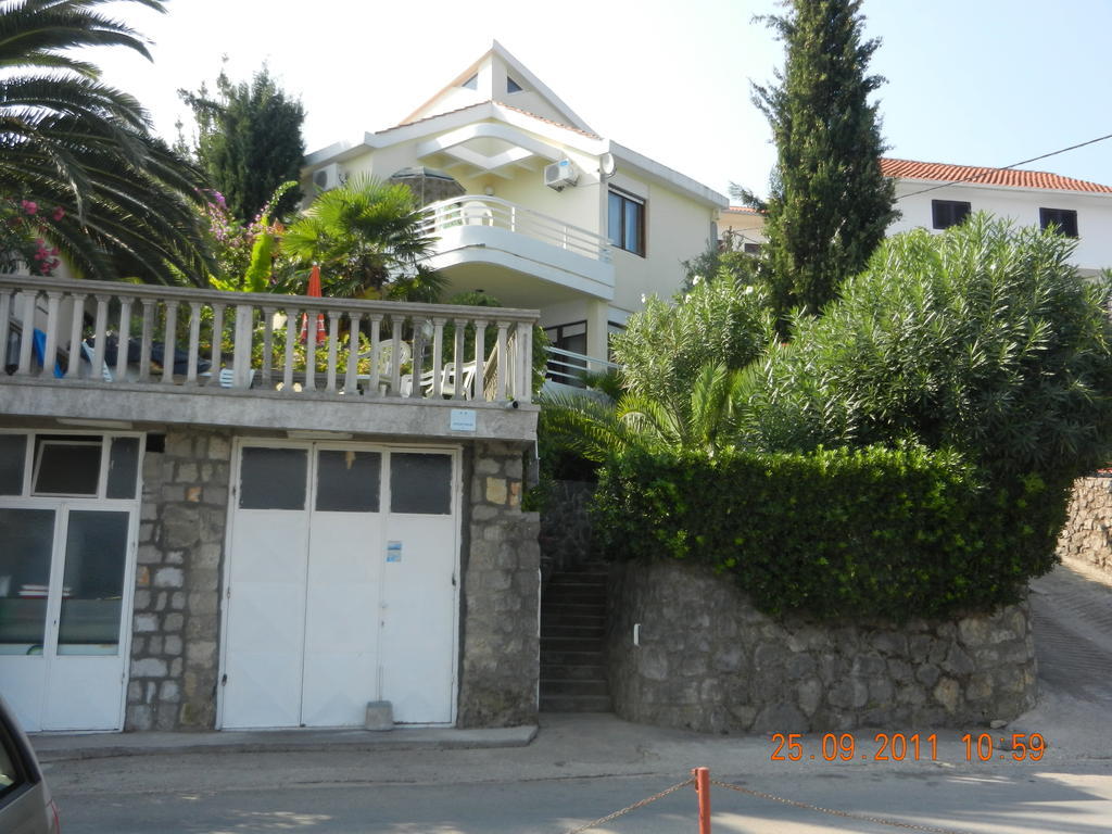 Apartments Sino More Tivat Exterior foto