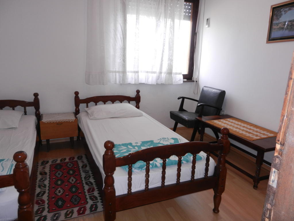 Apartments Sino More Tivat Exterior foto